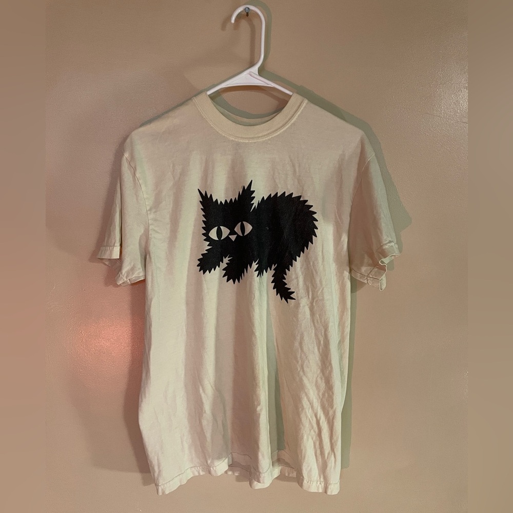 Comfort colors black cat t-shirt